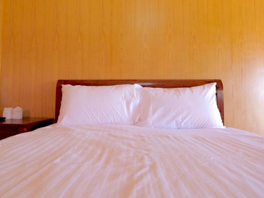 Prakaithong Hotel Amphoe Sawang Daen Din Экстерьер фото