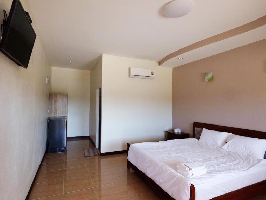 Prakaithong Hotel Amphoe Sawang Daen Din Экстерьер фото