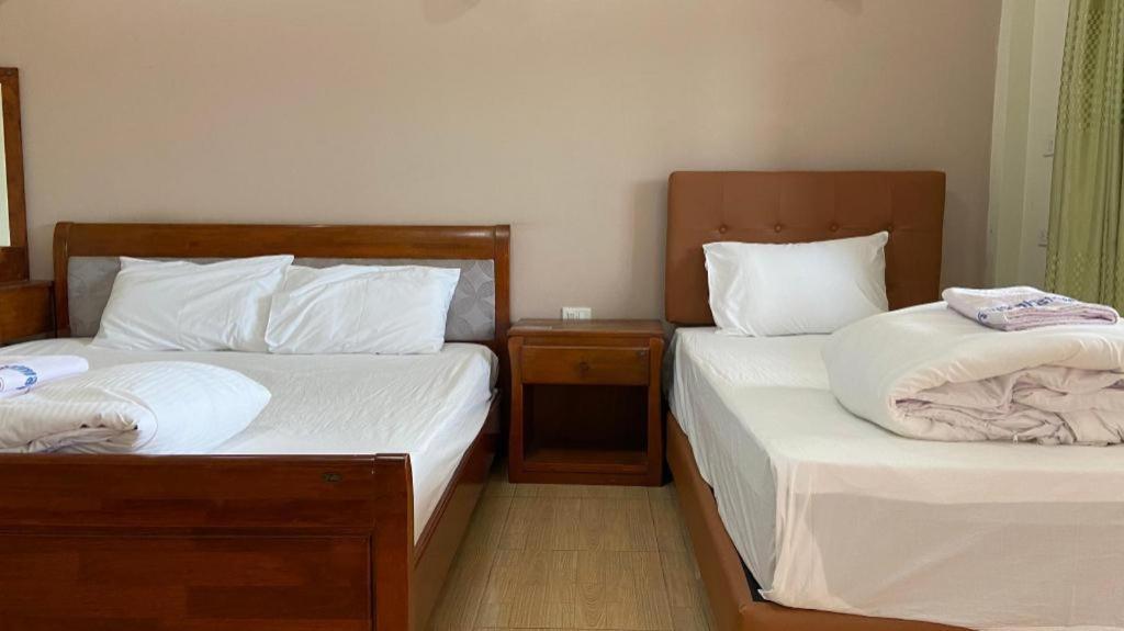 Prakaithong Hotel Amphoe Sawang Daen Din Экстерьер фото