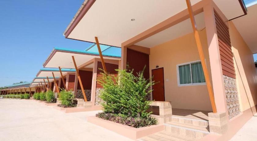 Prakaithong Hotel Amphoe Sawang Daen Din Экстерьер фото